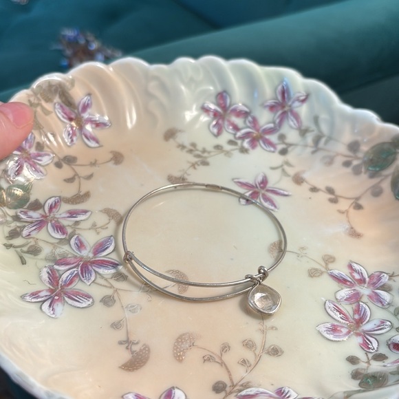 Unbranded Silver Tone Clear Gem Bracelet Y2K Women’s Fashion Jewelry - Picture 3 of 5